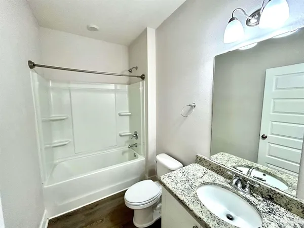 $2,300 | 5796 Danbury Boulevard, Pace, FL 32571