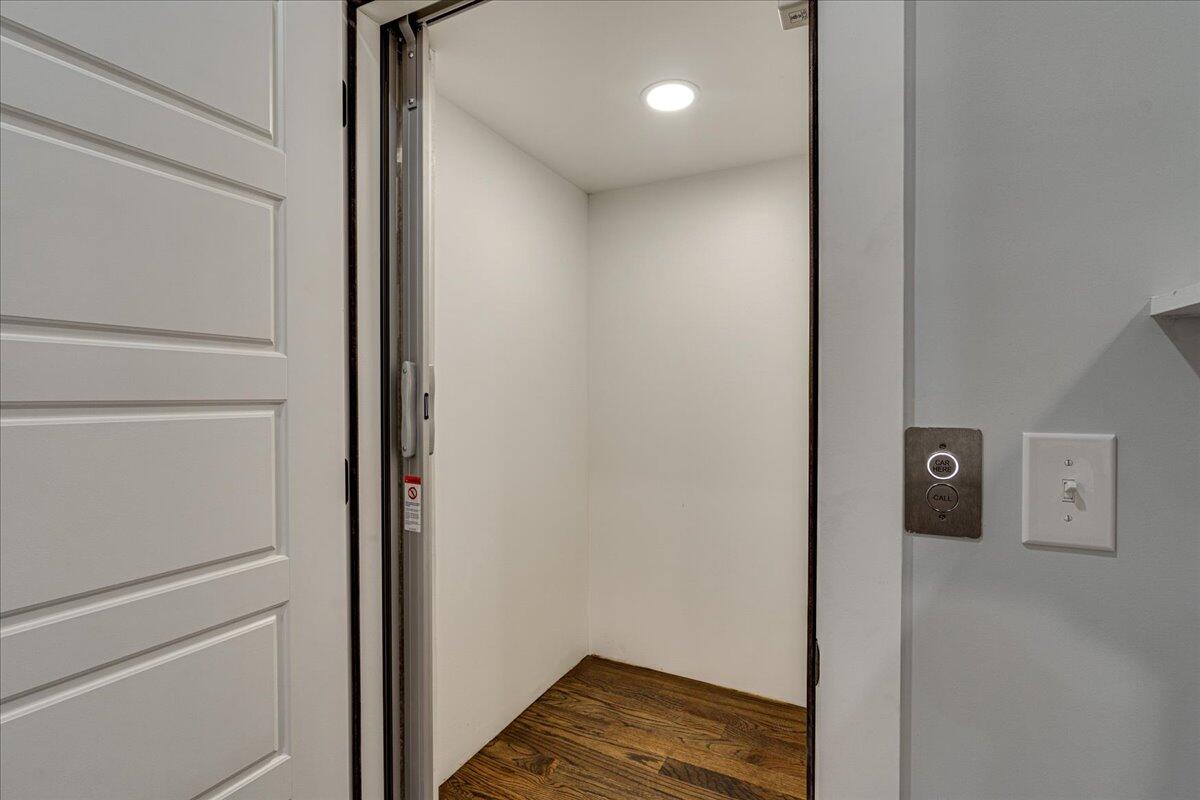 306 Oliver Street Chattanooga, TN 37405 - Photo 22 of 67 17-306 Oliver St-16