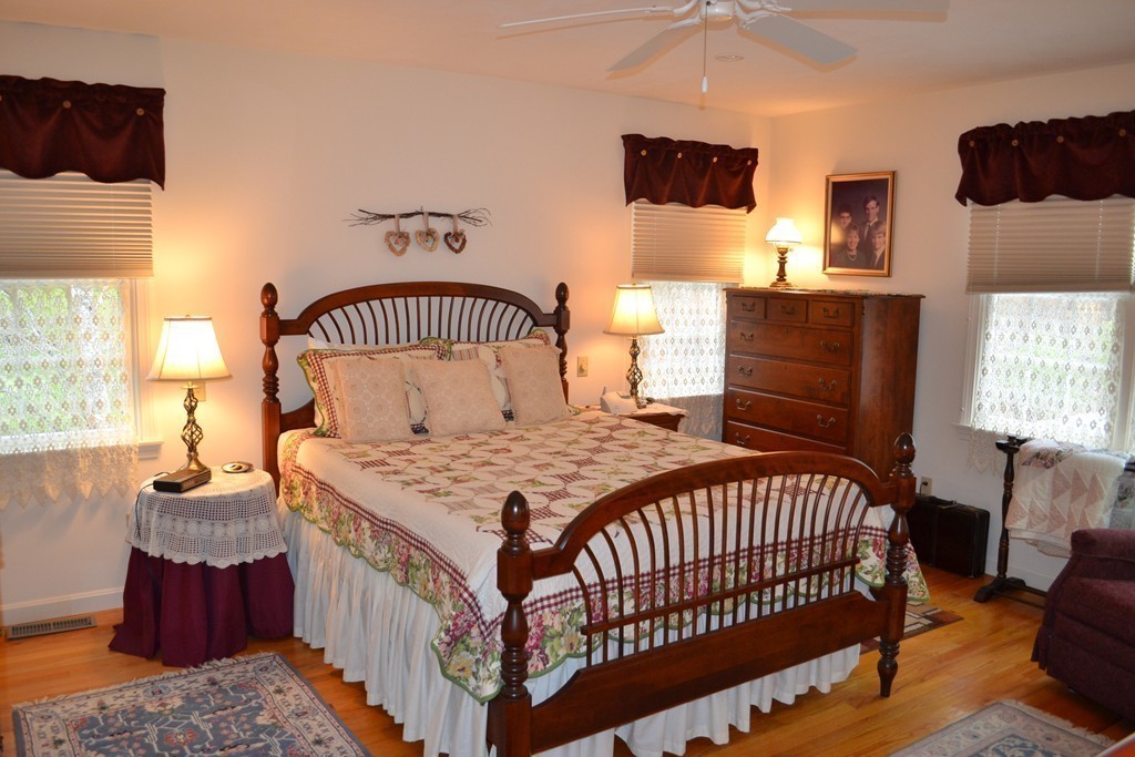 85 Earle Road Harwich, MA 02671 - Photo 15 of 25