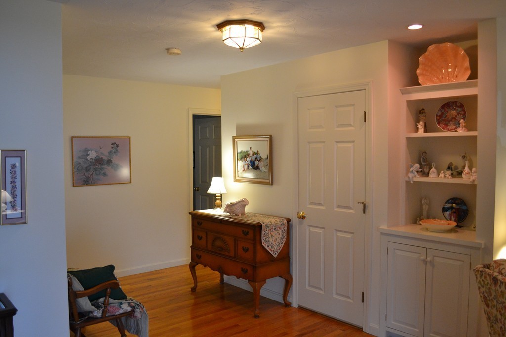 85 Earle Road Harwich, MA 02671 - Photo 4 of 25