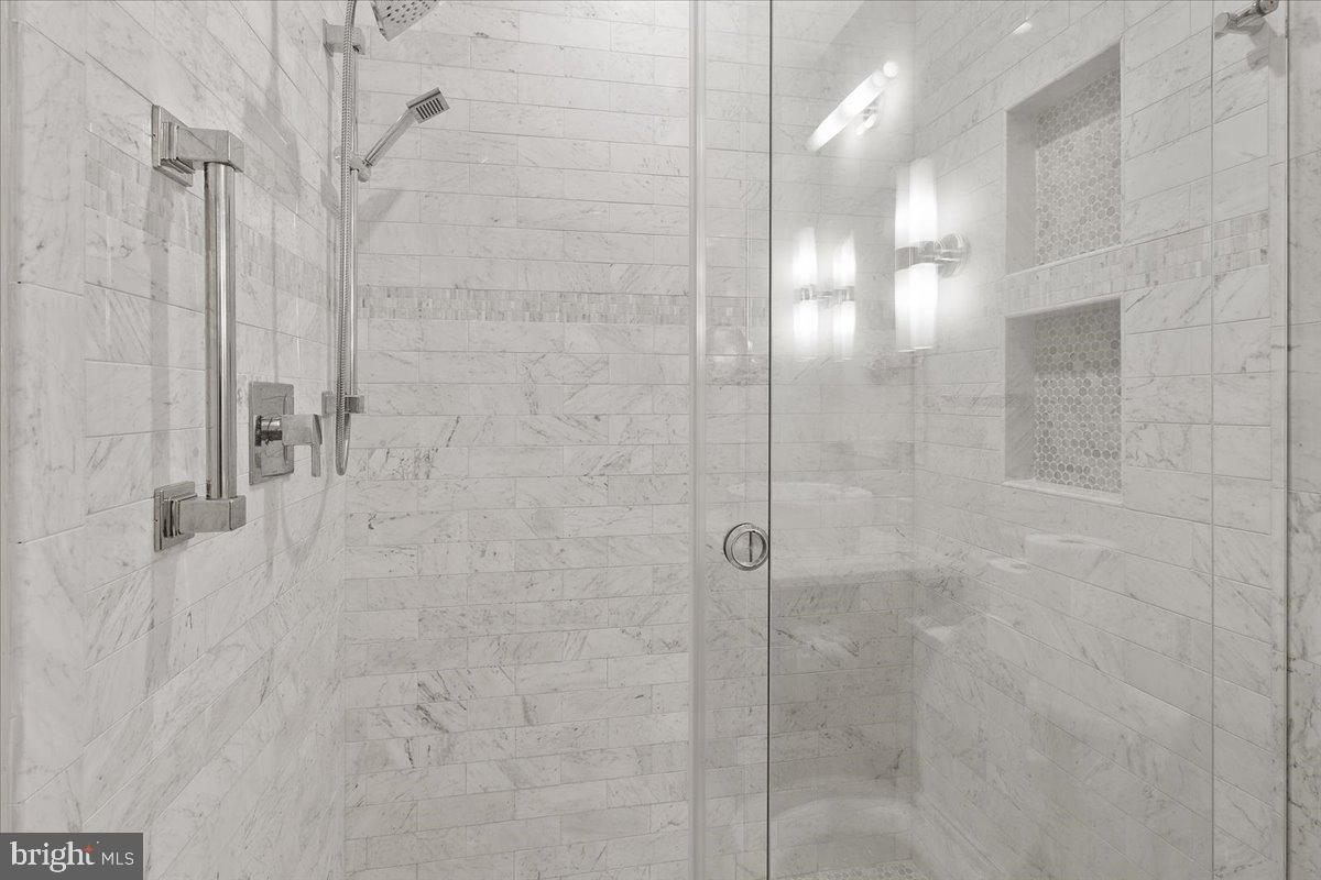 720 Walker Square, Unit 2B Charlottesville, VA 22903 - Photo 16 of 28