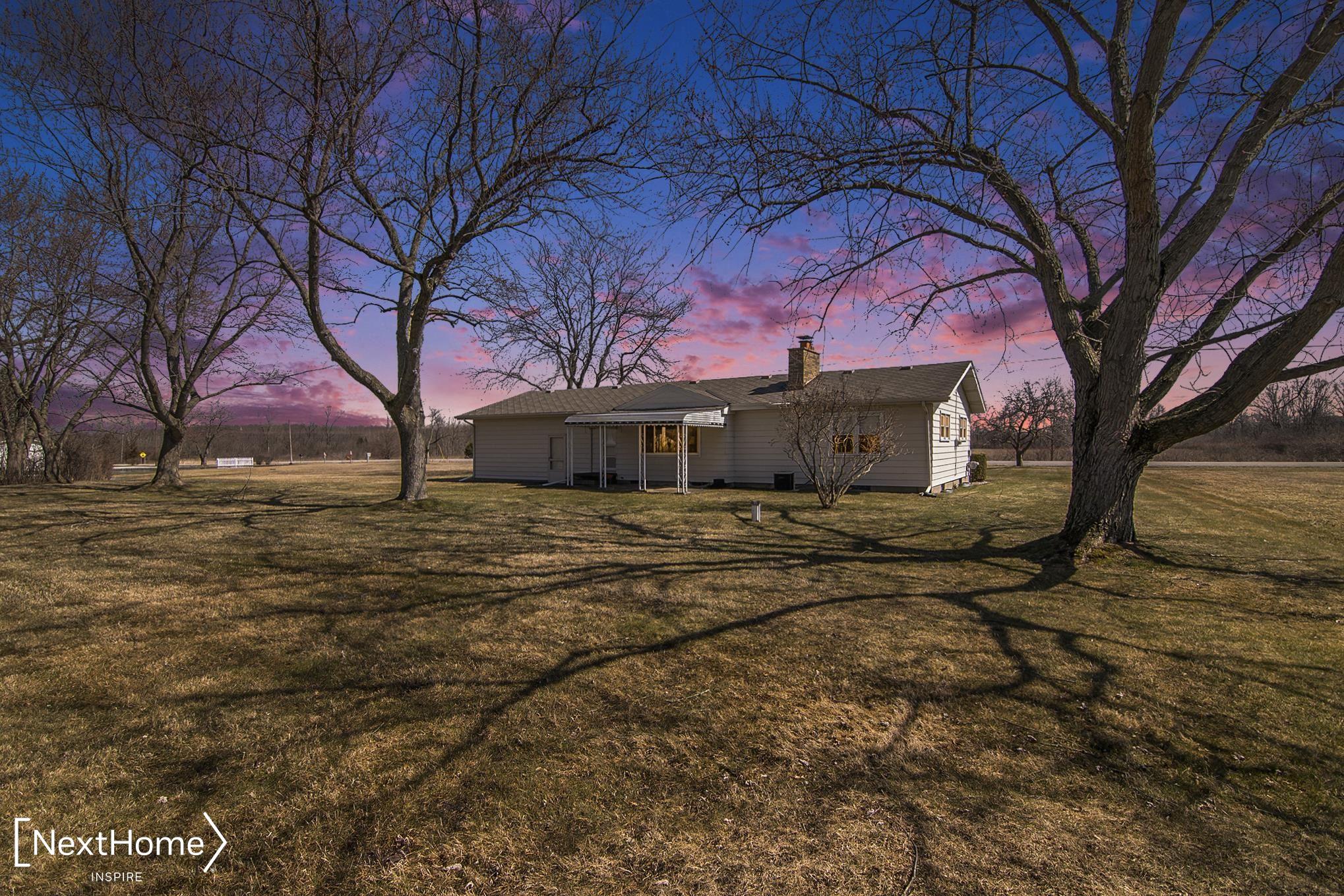 7407 North Linden Road Mount Morris, MI 48458 - Photo 3 of 30 50104379-2.JPG