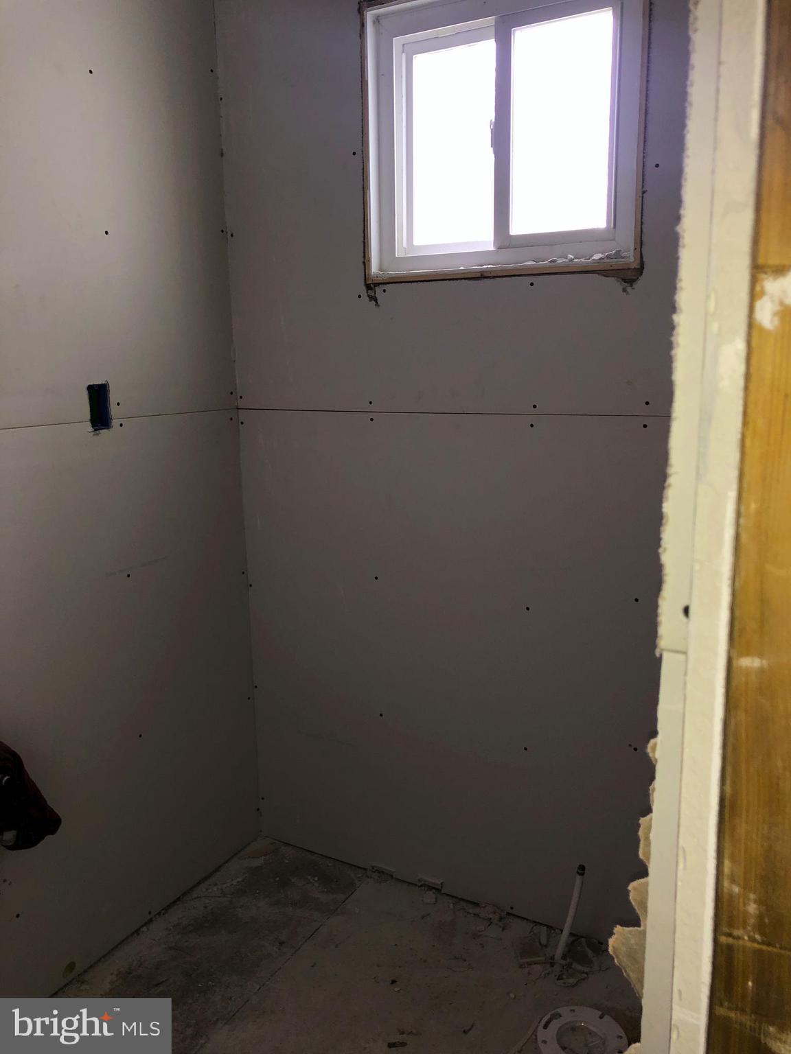 126 Glendale Road Exton, PA 19341 - Photo 8 of 37 Powder Room