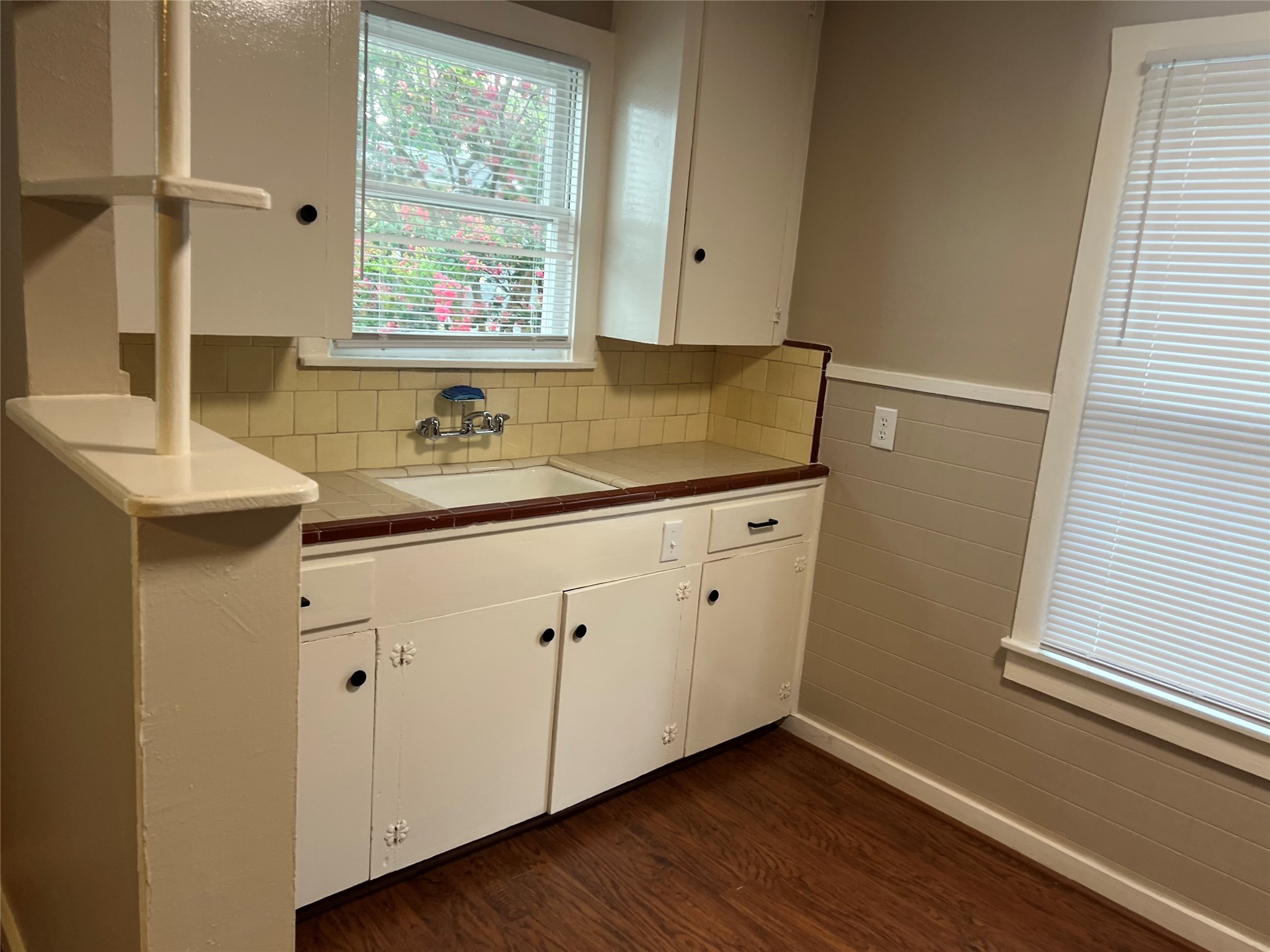 220 Stiles Street, Unit 1 Houston, TX 77011 - Photo 4 of 13