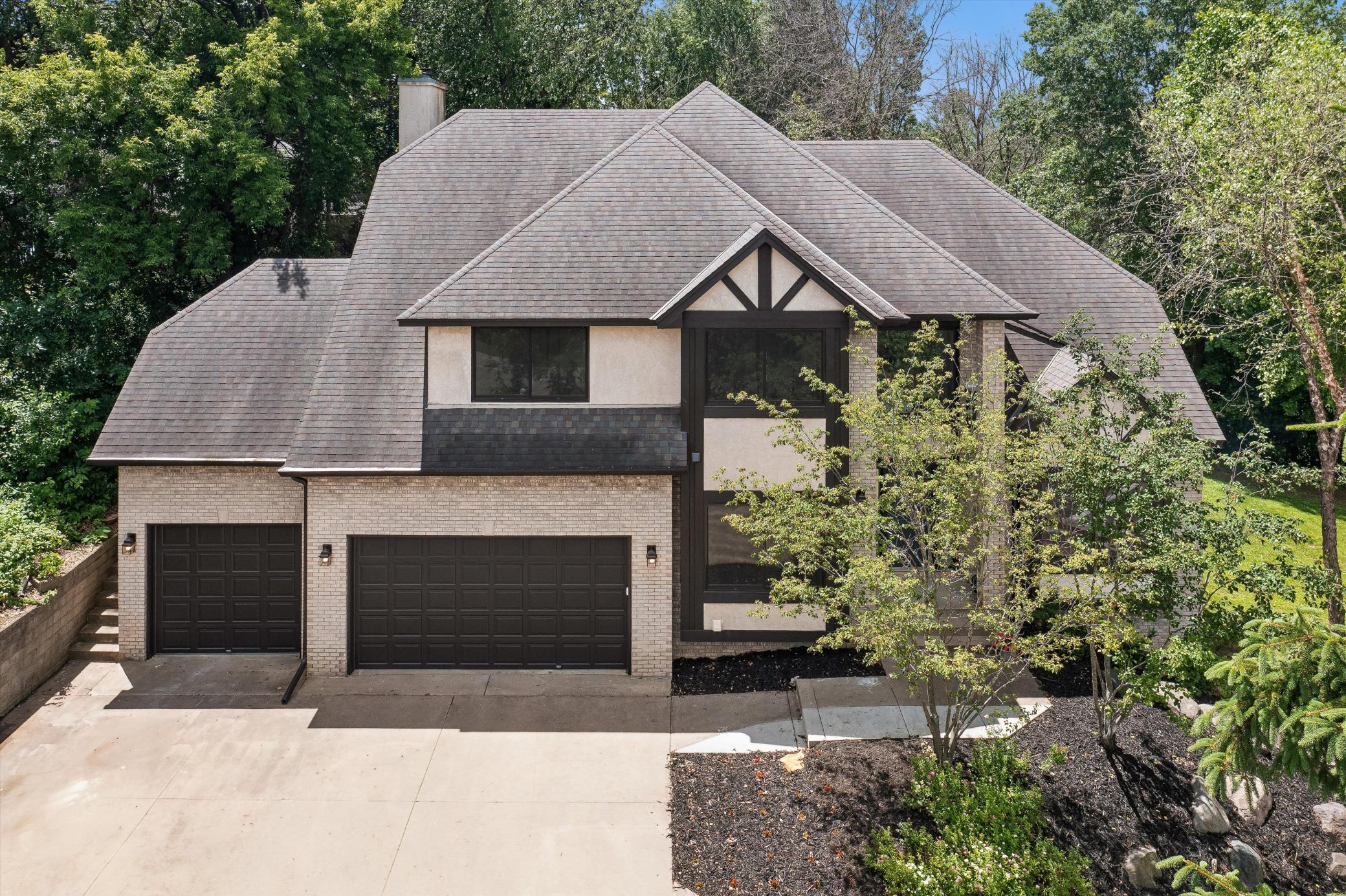 740 Mendota Heights Road Mendota Heights, MN 55120 - Photo 11 of 40