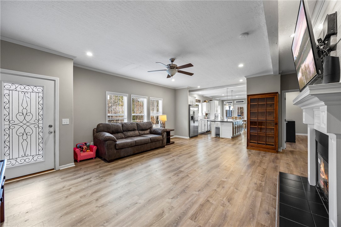 215 Fairfield Road Walhalla, SC 29691 - Photo 6 of 50