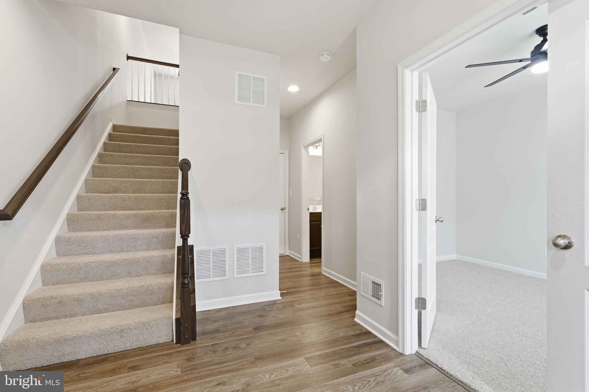 304 Spring Bank Way Frederick, MD 21701 - Photo 13 of 34