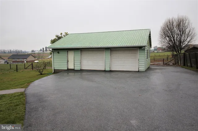 $1,700 | 536 Mt Pleasant Road, Quarryville, PA 17566