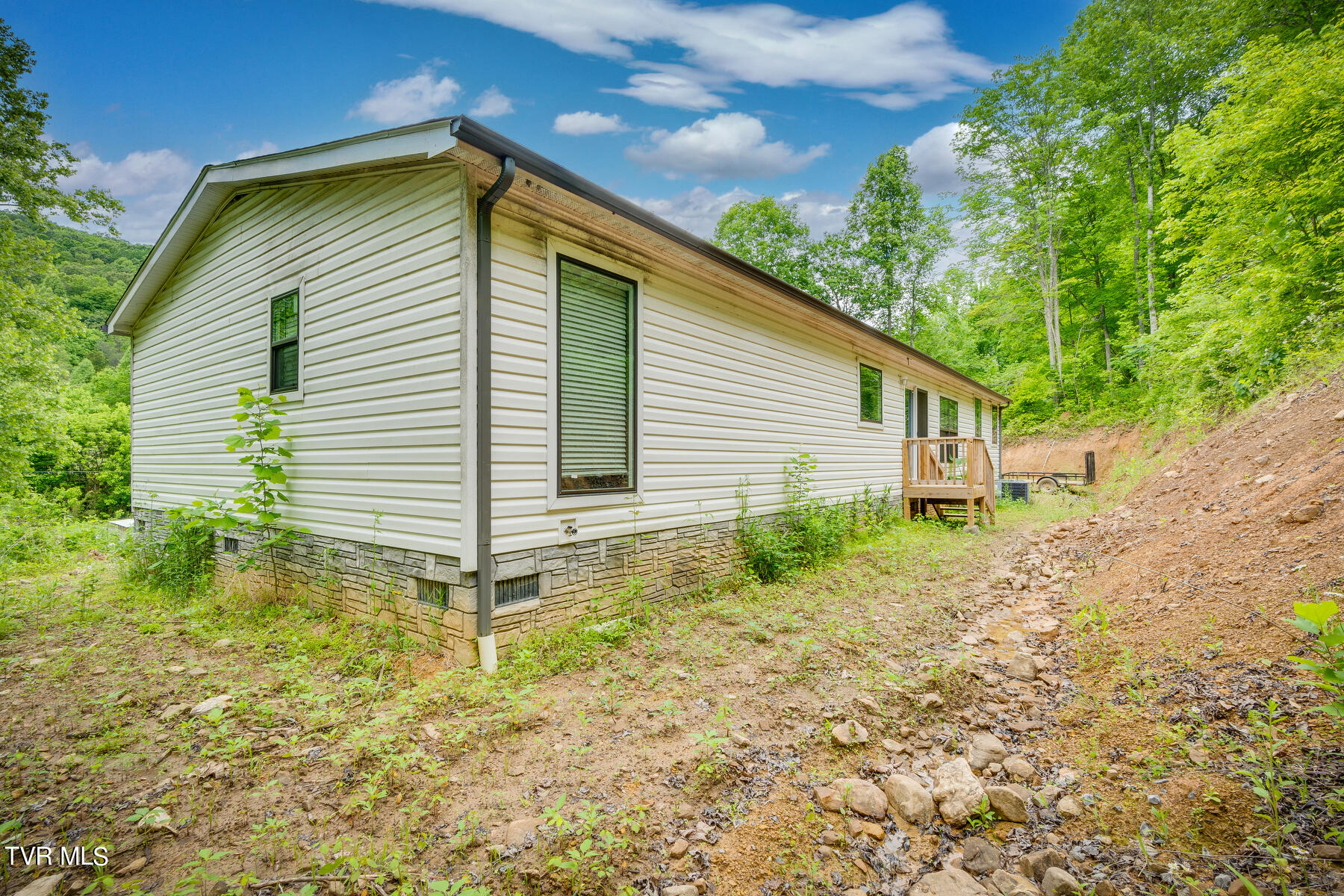 343 Butcher Valley Road Rogersville, TN 37857 - Photo 31 of 36 033