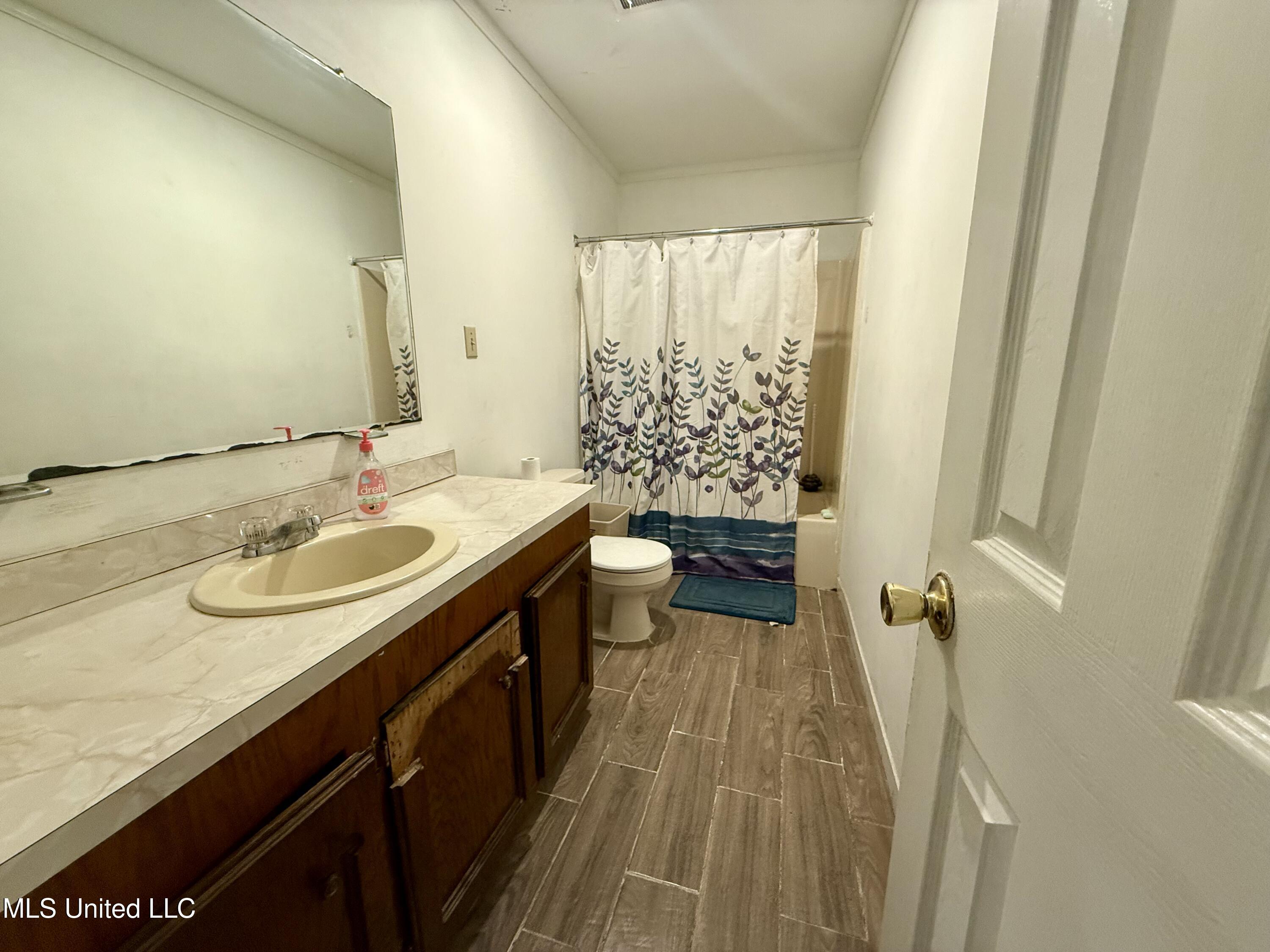 312 Oak Grove Road Tylertown, MS 39667 - Photo 10 of 16 IMG_1537