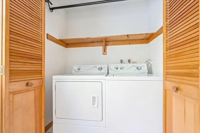 $895,000 | 2 Kayla Drive, Franklin, MA 02038