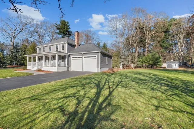$895,000 | 2 Kayla Drive, Franklin, MA 02038