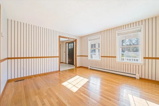 $895,000 | 2 Kayla Drive, Franklin, MA 02038