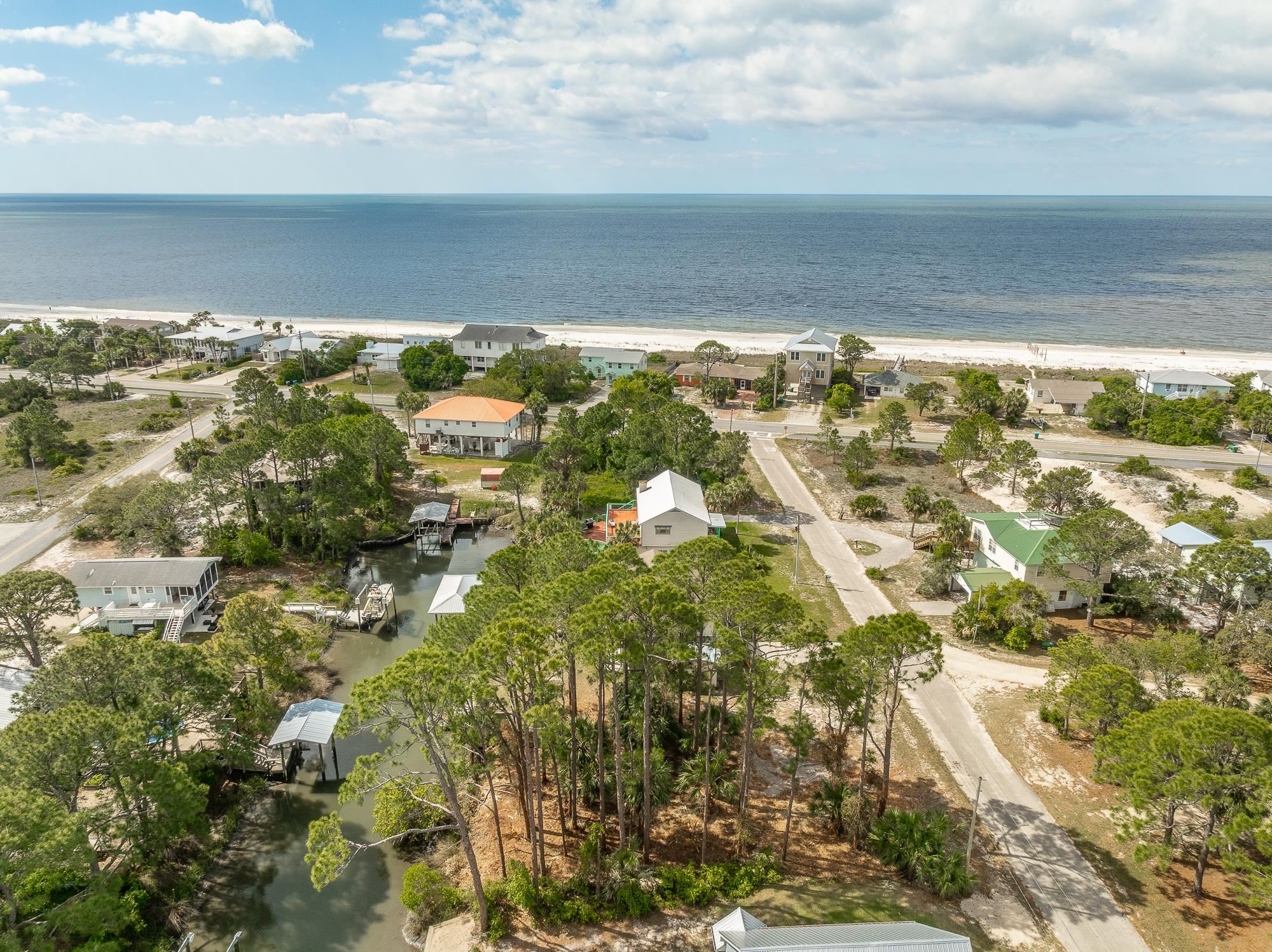 15 Carousel Terrace Alligator Point, FL 32346 - Photo 4 of 20