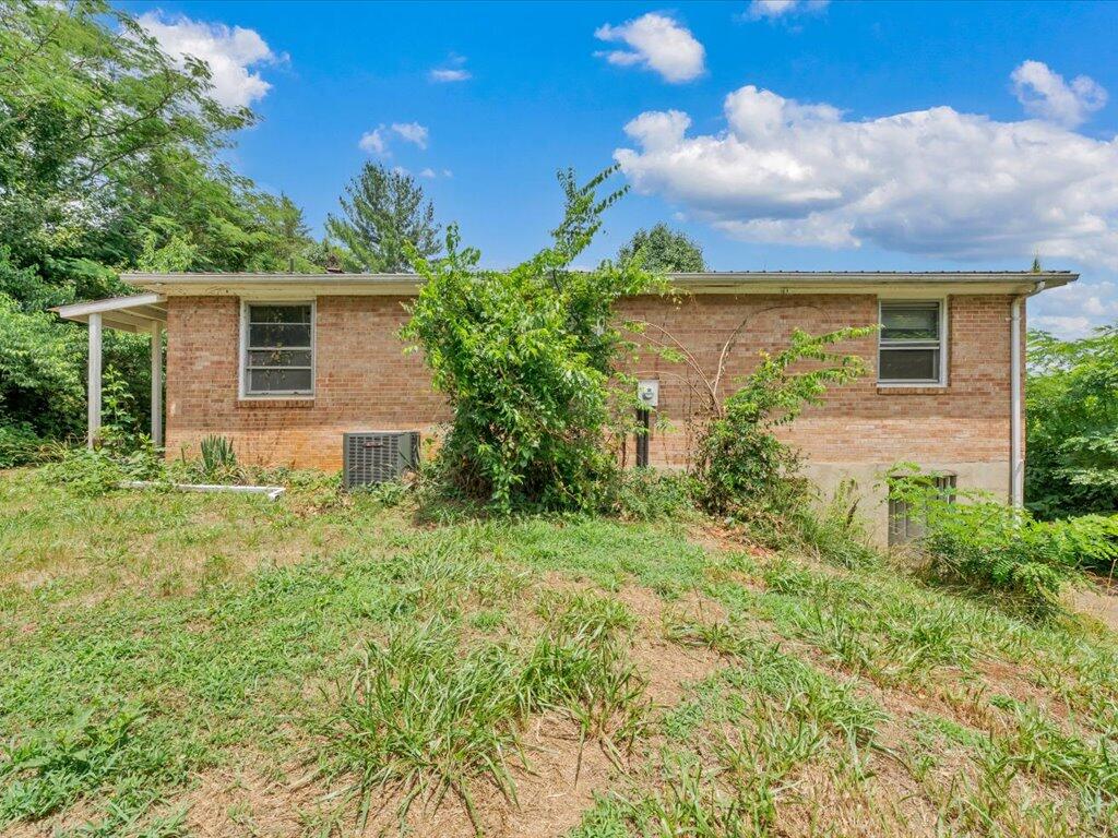 4072 The Great Road Fieldale, VA 24089 - Photo 29 of 36 29-MIB08245