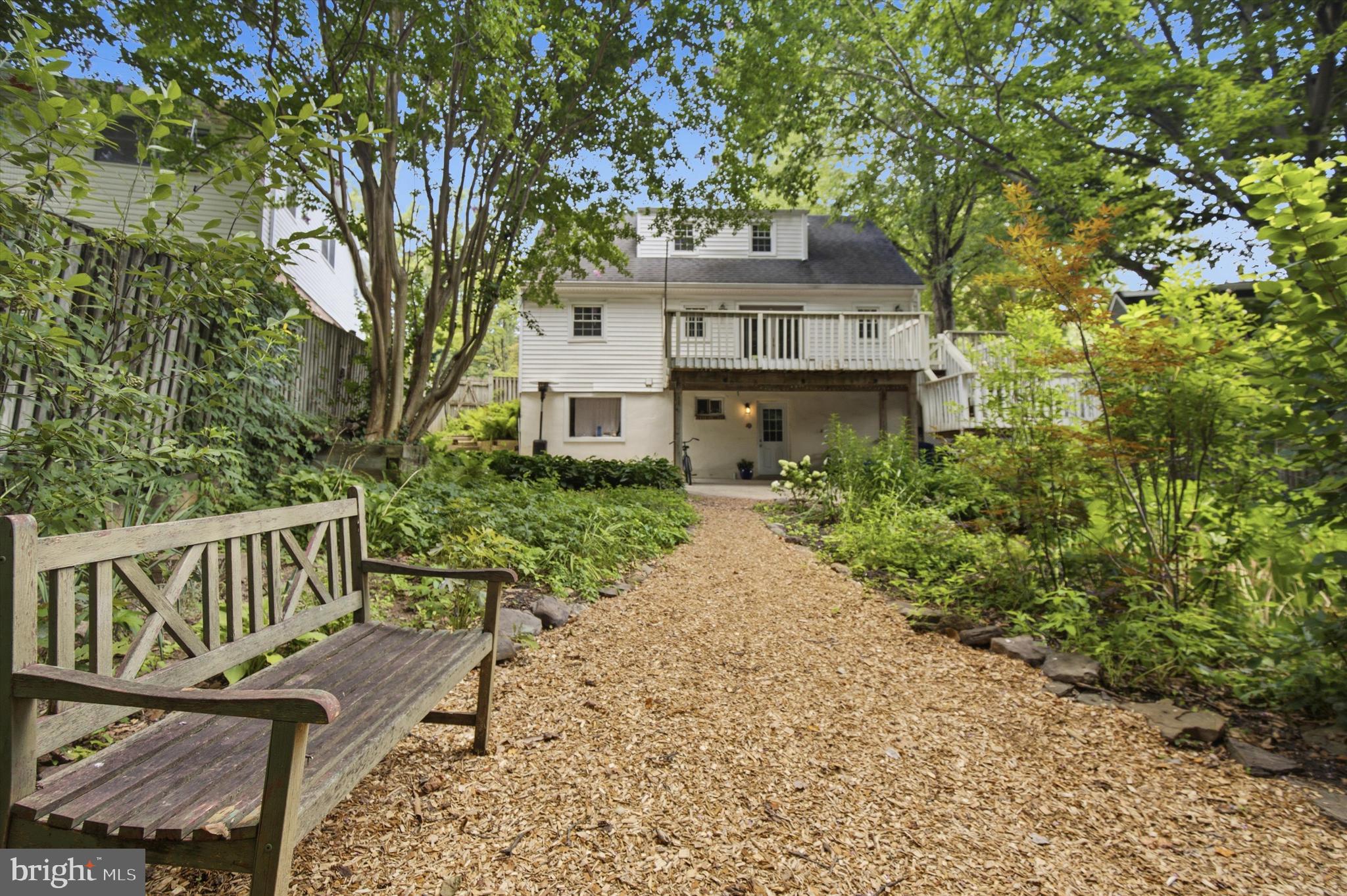 10614 Glenwild Road Silver Spring, MD 20901 - Photo 5 of 49 Gallery Image 5