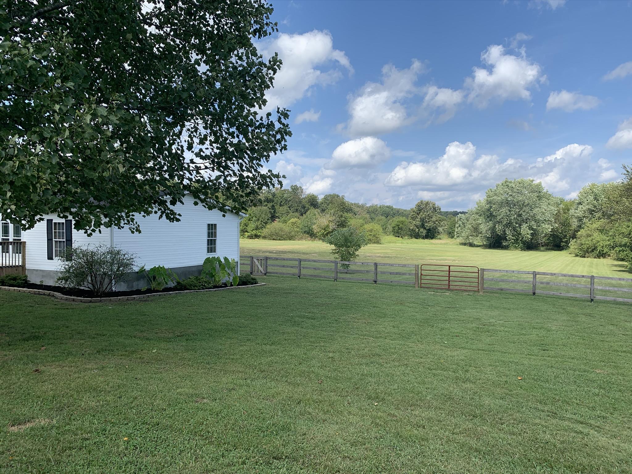 20168 Steekee Road Loudon, TN 37774 - Photo 4 of 35 13E464D8-3F66-4BF3-957E-1B60F08C0DF4