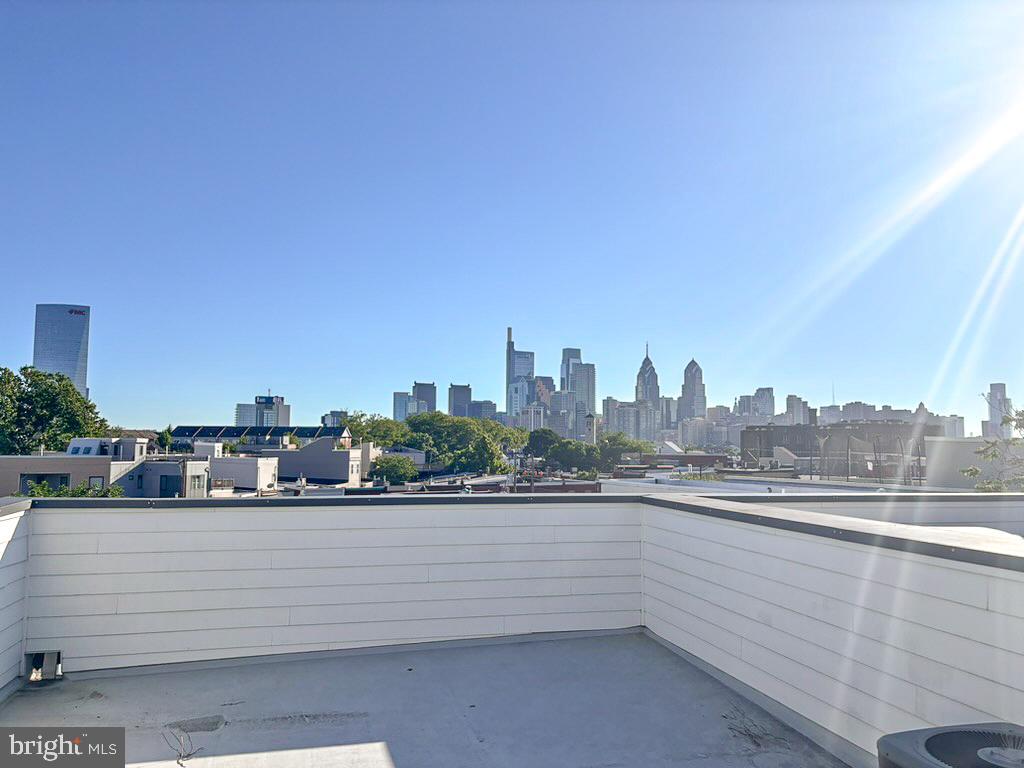 2527 Graduate Square Philadelphia, PA 19146 - Photo 14 of 31