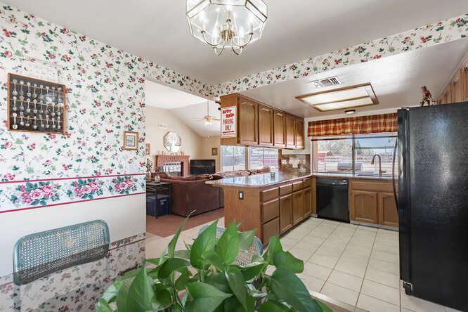 15534 Monreal Road Madera, CA 93636 - Photo 11 of 43 Gallery Image 11