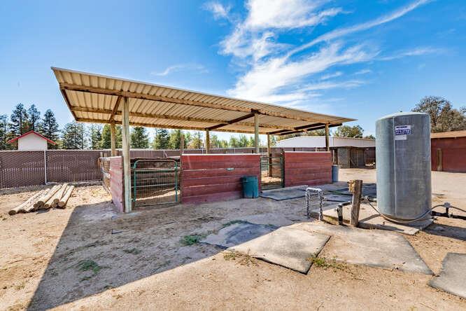 15534 Monreal Road Madera, CA 93636 - Photo 25 of 43 Gallery Image 25