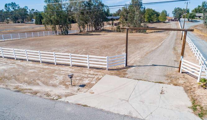 15534 Monreal Road Madera, CA 93636 - Photo 34 of 43 Gallery Image 34