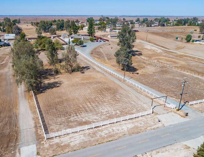 15534 Monreal Road Madera, CA 93636 - Photo 40 of 43 Gallery Image 40