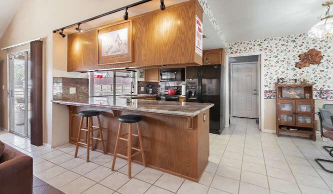 15534 Monreal Road Madera, CA 93636 - Photo 7 of 43 Gallery Image 7