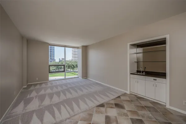 $2,250 | 5100 San Felipe Street, Unit 55, Houston, TX 77056