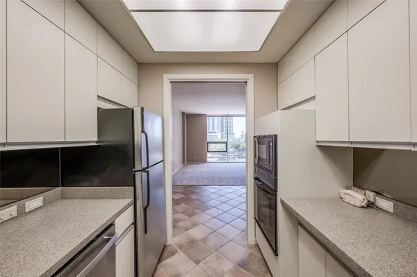 $2,250 | 5100 San Felipe Street, Unit 55, Houston, TX 77056