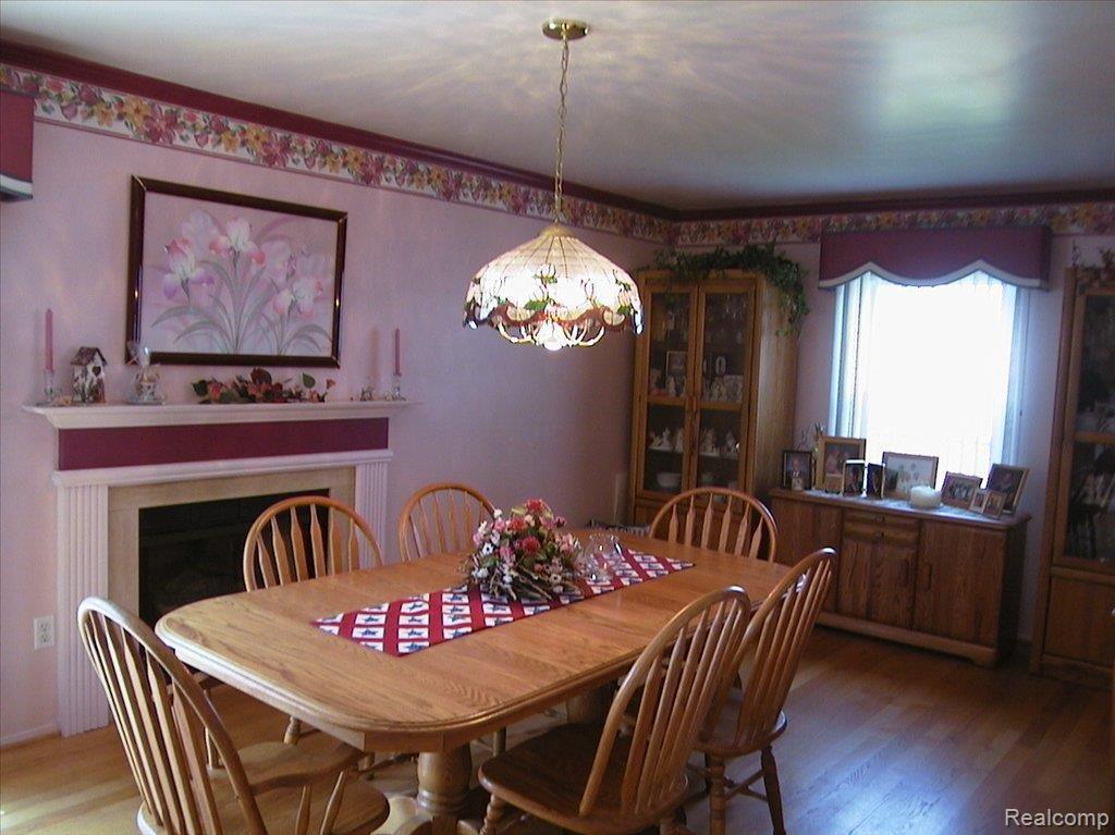 44433 Ridgefield Road Canton, MI 48188 - Photo 9 of 25 Dining Room