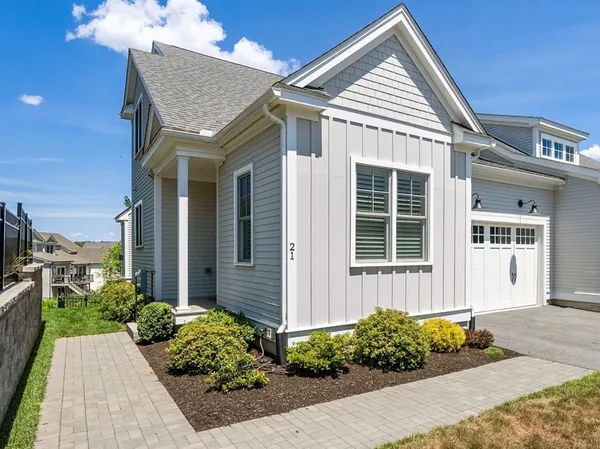 $1,149,000 | 21 Birkdale Lane, Unit 21, Hopkinton, MA 01748
