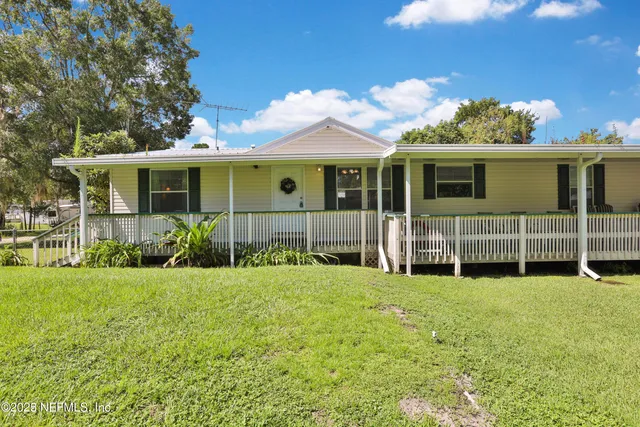 $339,000 | 115 Walt Lane, Satsuma, FL 32189