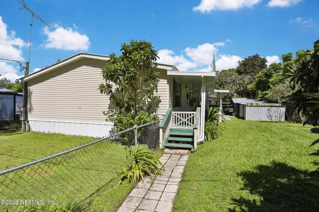 $339,000 | 115 Walt Lane, Satsuma, FL 32189