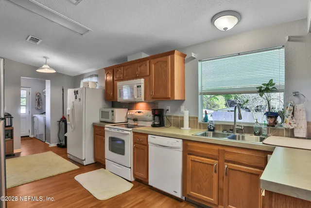 $339,000 | 115 Walt Lane, Satsuma, FL 32189