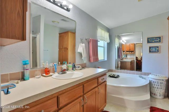 $339,000 | 115 Walt Lane, Satsuma, FL 32189