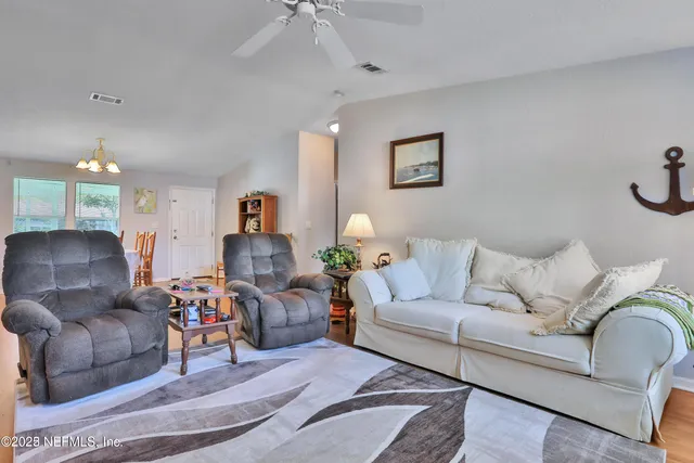 $339,000 | 115 Walt Lane, Satsuma, FL 32189