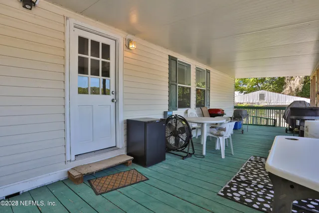 $339,000 | 115 Walt Lane, Satsuma, FL 32189