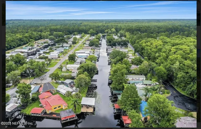 $339,000 | 115 Walt Lane, Satsuma, FL 32189