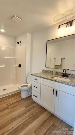 $299,000 | 2930 21st St Lane Northeast, Hickory, NC 28601