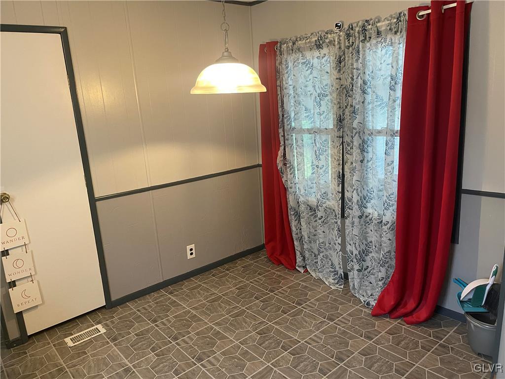 14 Brookside Drive Bath, PA 18014 - Photo 5 of 17