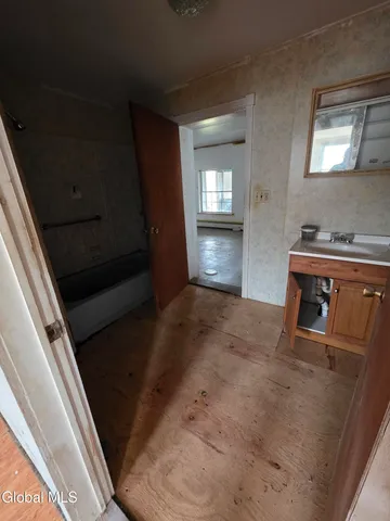 $69,999 | 18 Lower Turnpike, Granville, NY 12832