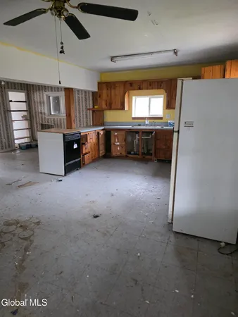 $54,999 | 18 Lower Turnpike, Granville, NY 12832