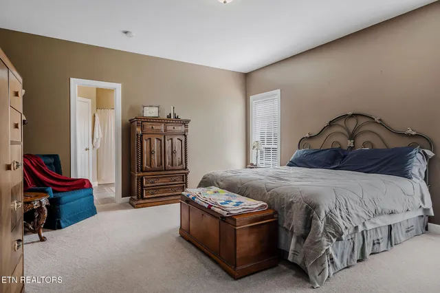 $749,900 | 8725 Sparta Highway, Sparta, TN 38583