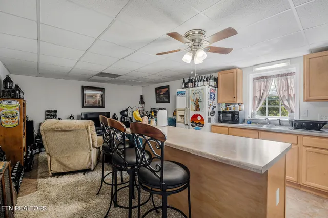 $749,900 | 8725 Sparta Highway, Sparta, TN 38583