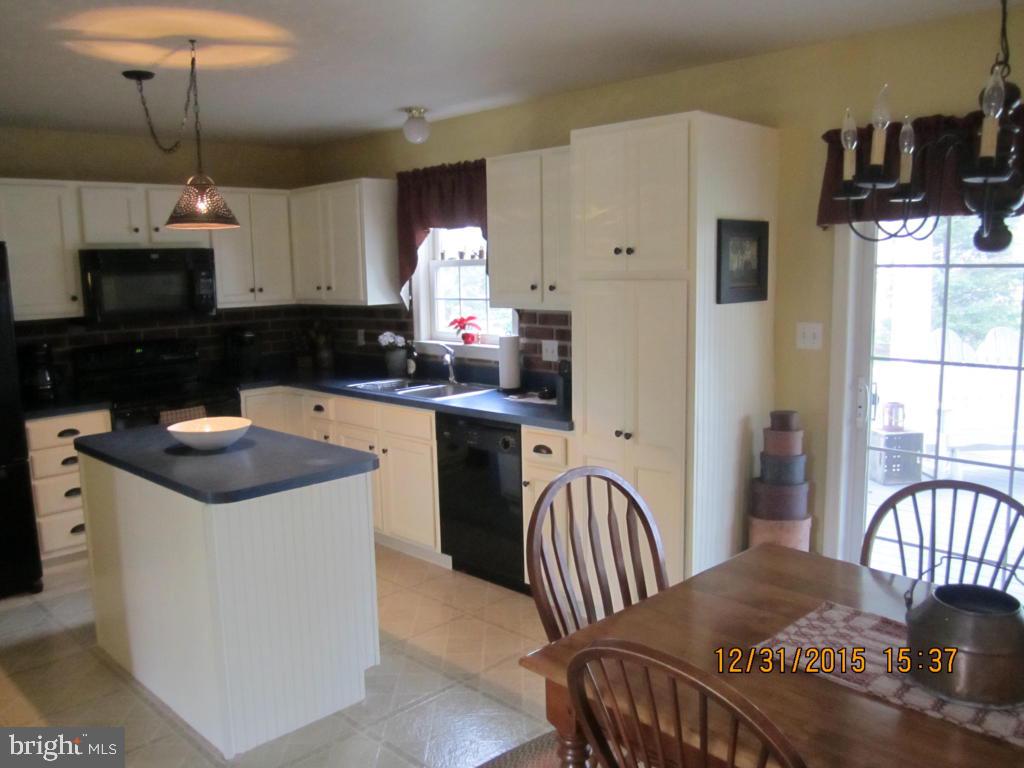 74 Brookview Drive Lititz, PA 17543 - Photo 11 of 38