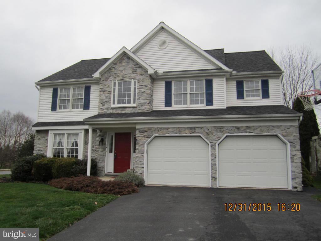 74 Brookview Drive Lititz, PA 17543 - Photo 4 of 38