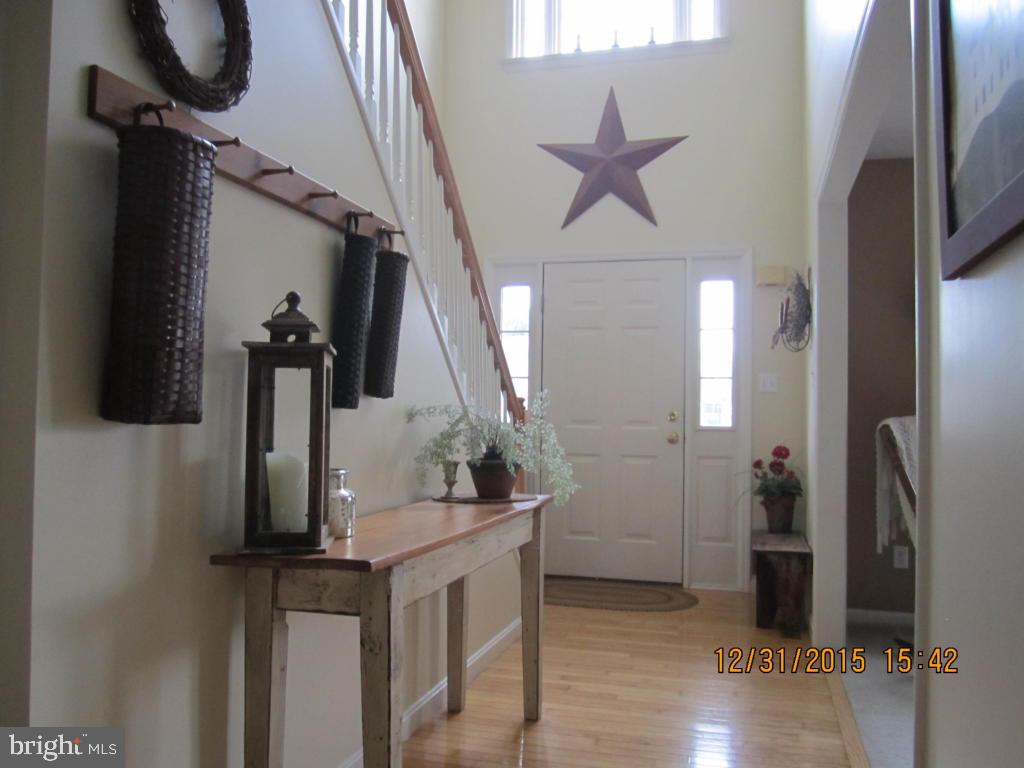 74 Brookview Drive Lititz, PA 17543 - Photo 5 of 38