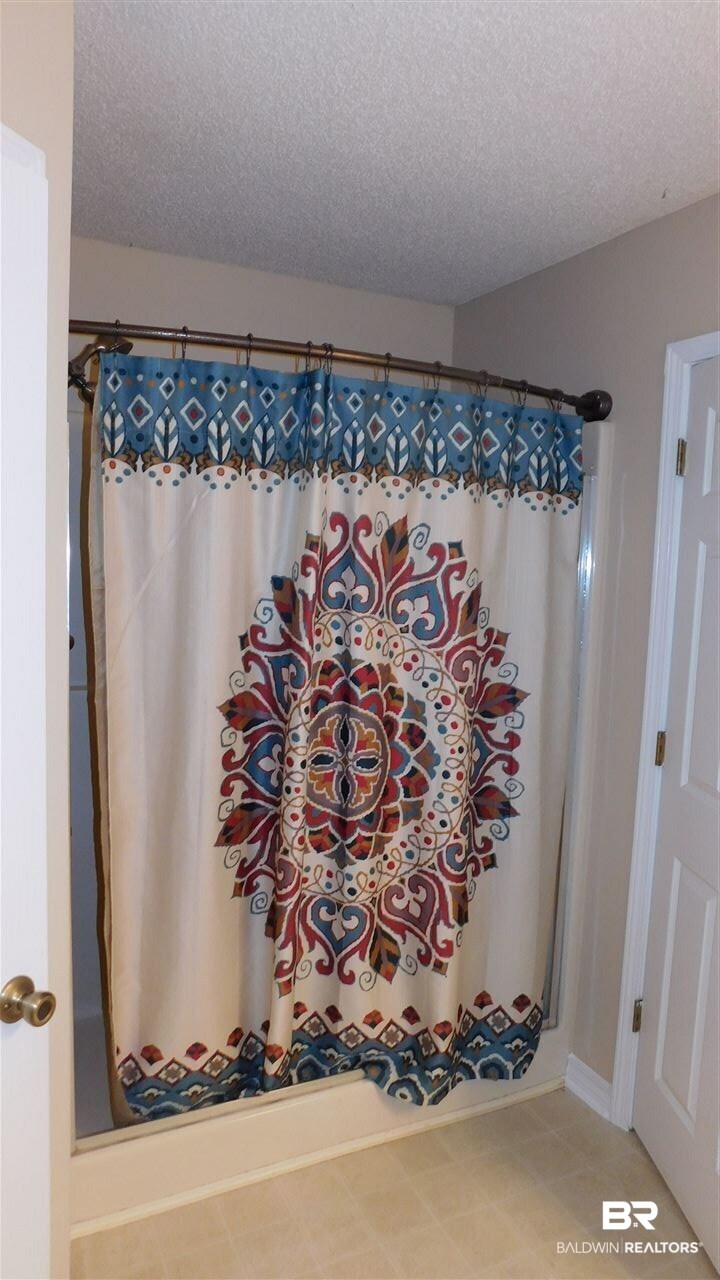 19814 Keller Road Foley, AL 36535 - Photo 18 of 30 Master Shower