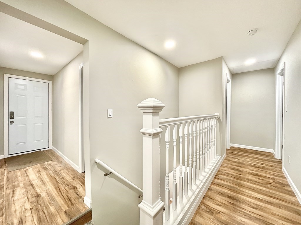 867 Roosevelt Avenue Springfield, MA 01109 - Photo 11 of 25