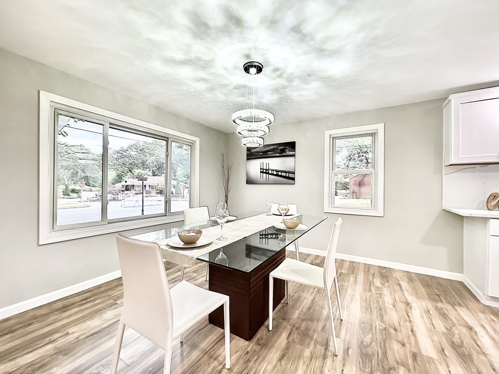 867 Roosevelt Avenue Springfield, MA 01109 - Photo 7 of 25